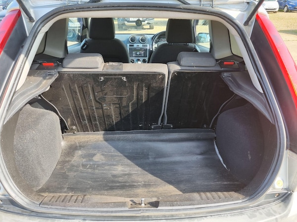 Used Ford Fiesta 2007 for sale - 74498055: Photo 8