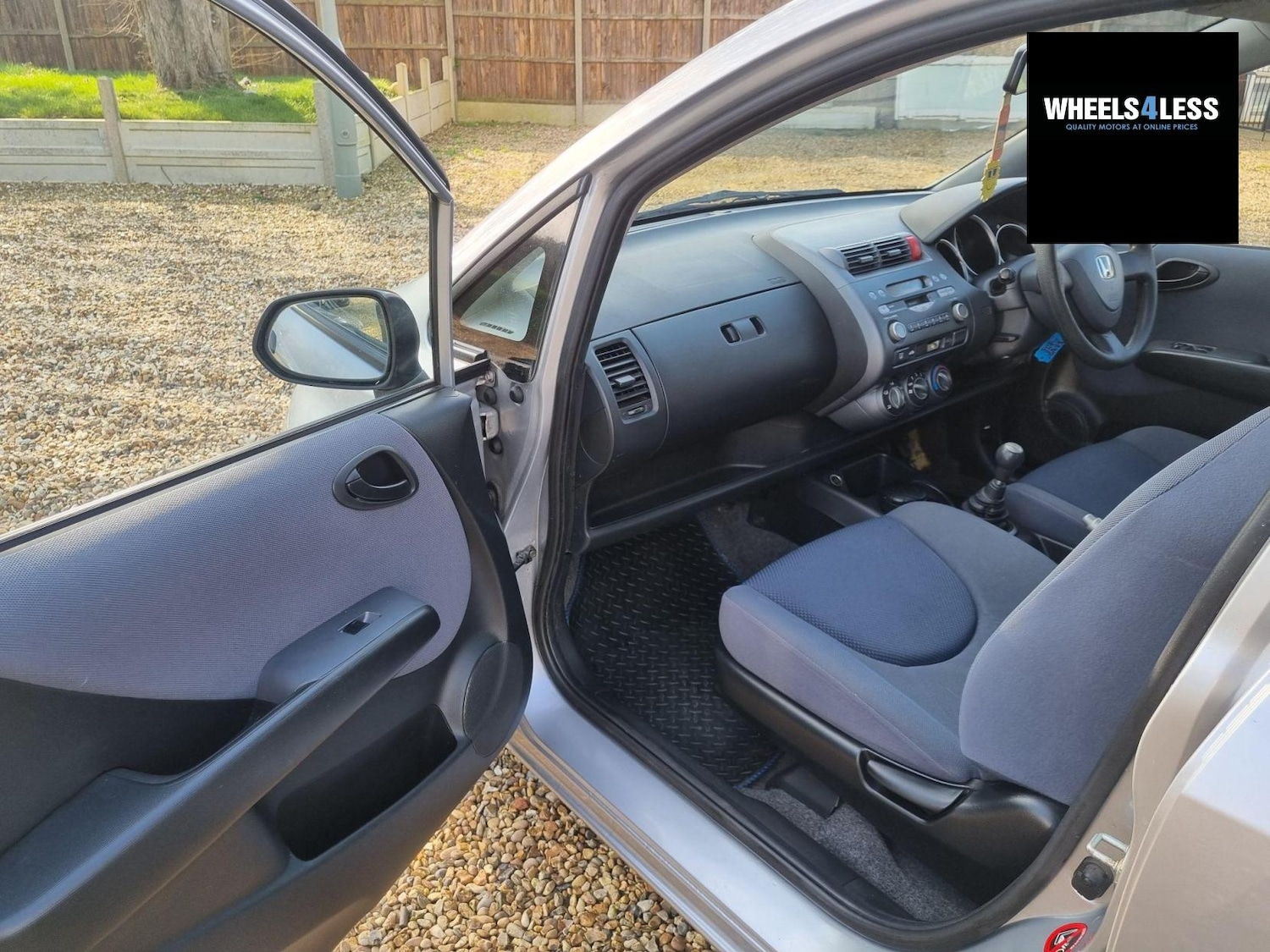 Used Honda Jazz 2003 for sale - 76384631: Photo 10