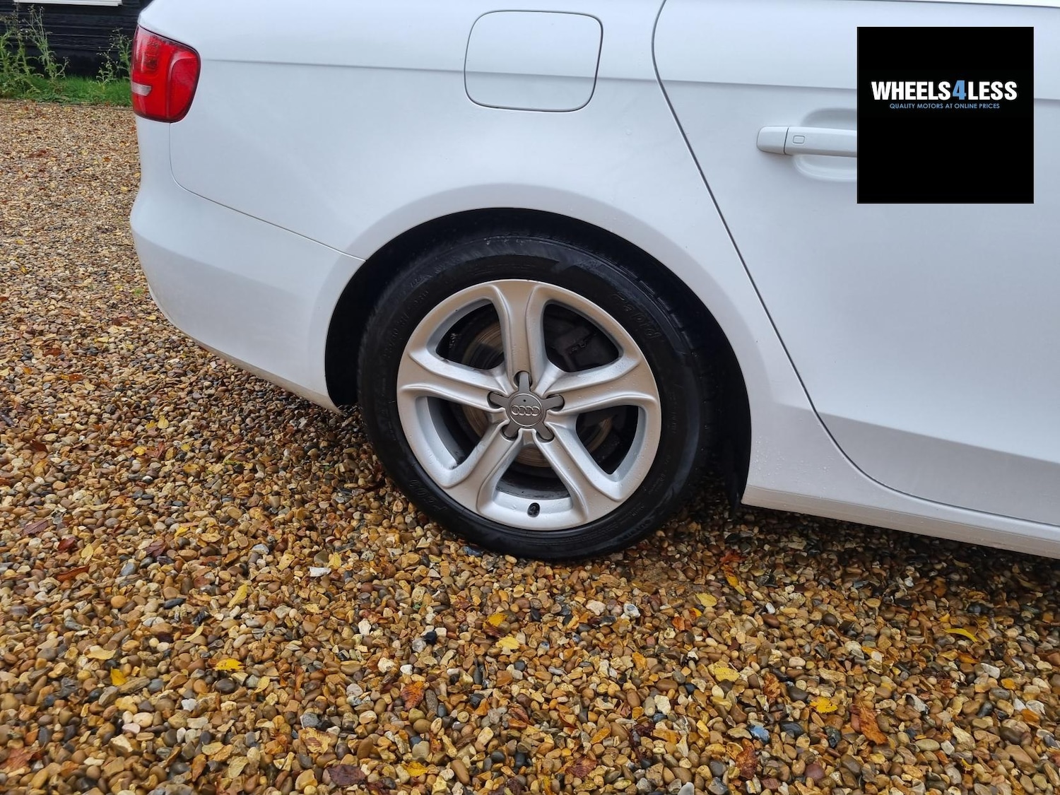 Used Audi A4 2015 for sale - 76534348: Photo 4