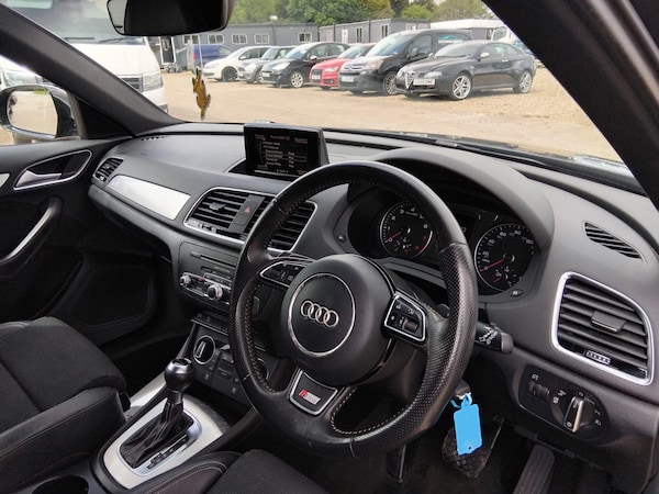 Used Audi Q3 2017 for sale - 73151059: Photo 17