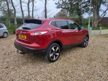 Used Nissan Qashqai 2016 for sale - 72803680: Photo