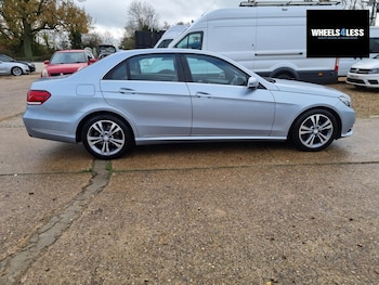 Used Mercedes-Benz E Class 2015 for sale - 76700538: Photo