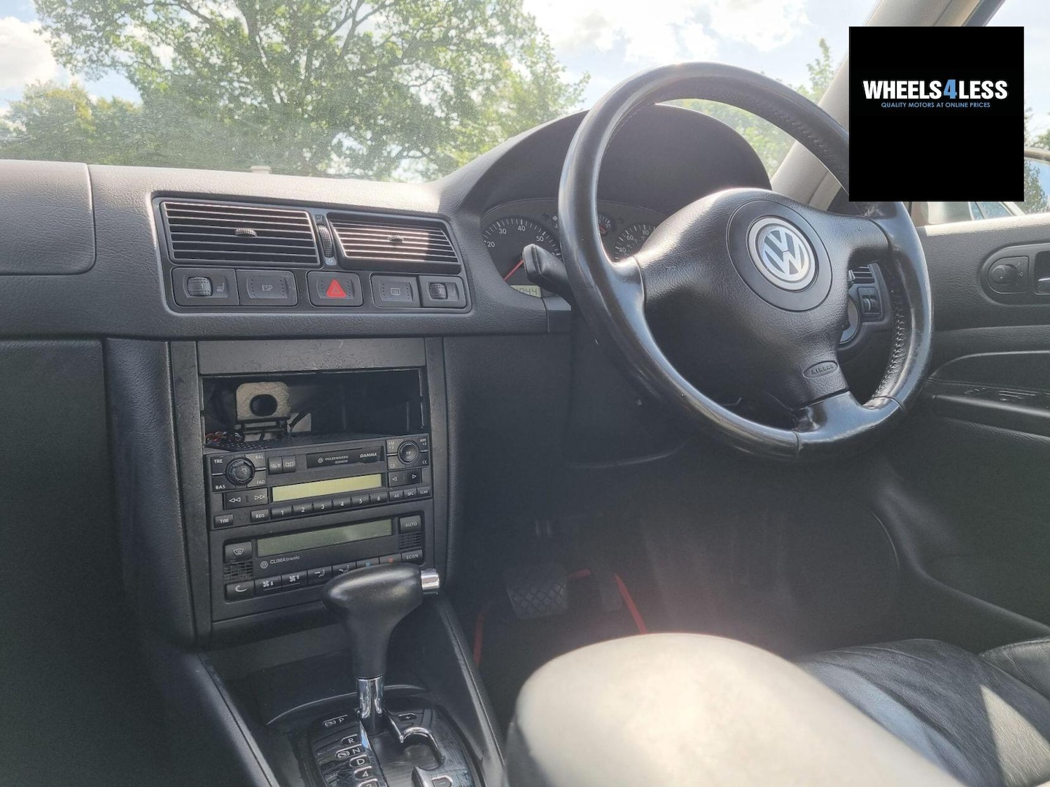 Used Volkswagen Golf 2003 for sale - 76384590: Photo 16