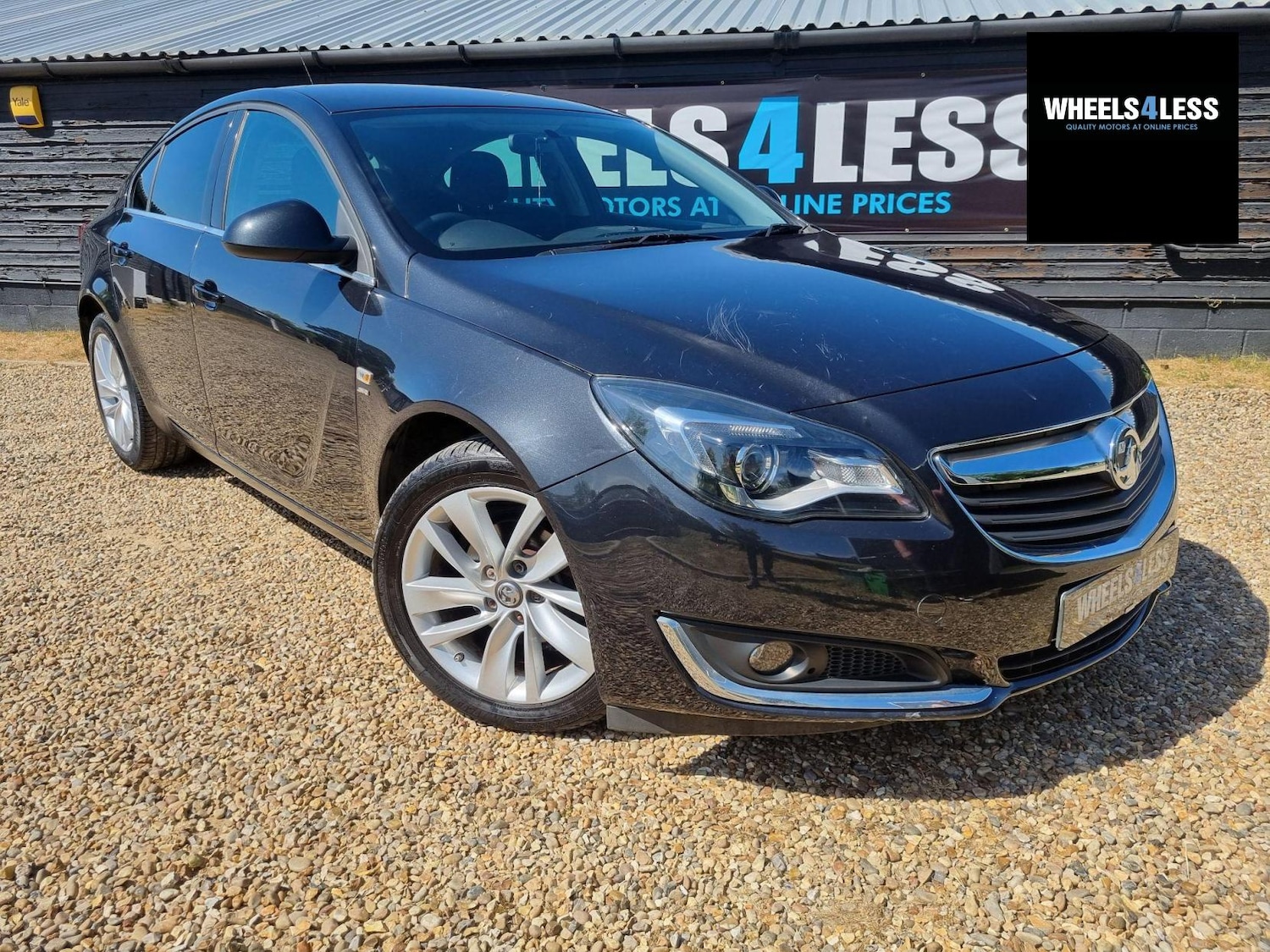Used Vauxhall Insignia 2015 for sale - 76384587: Photo 1