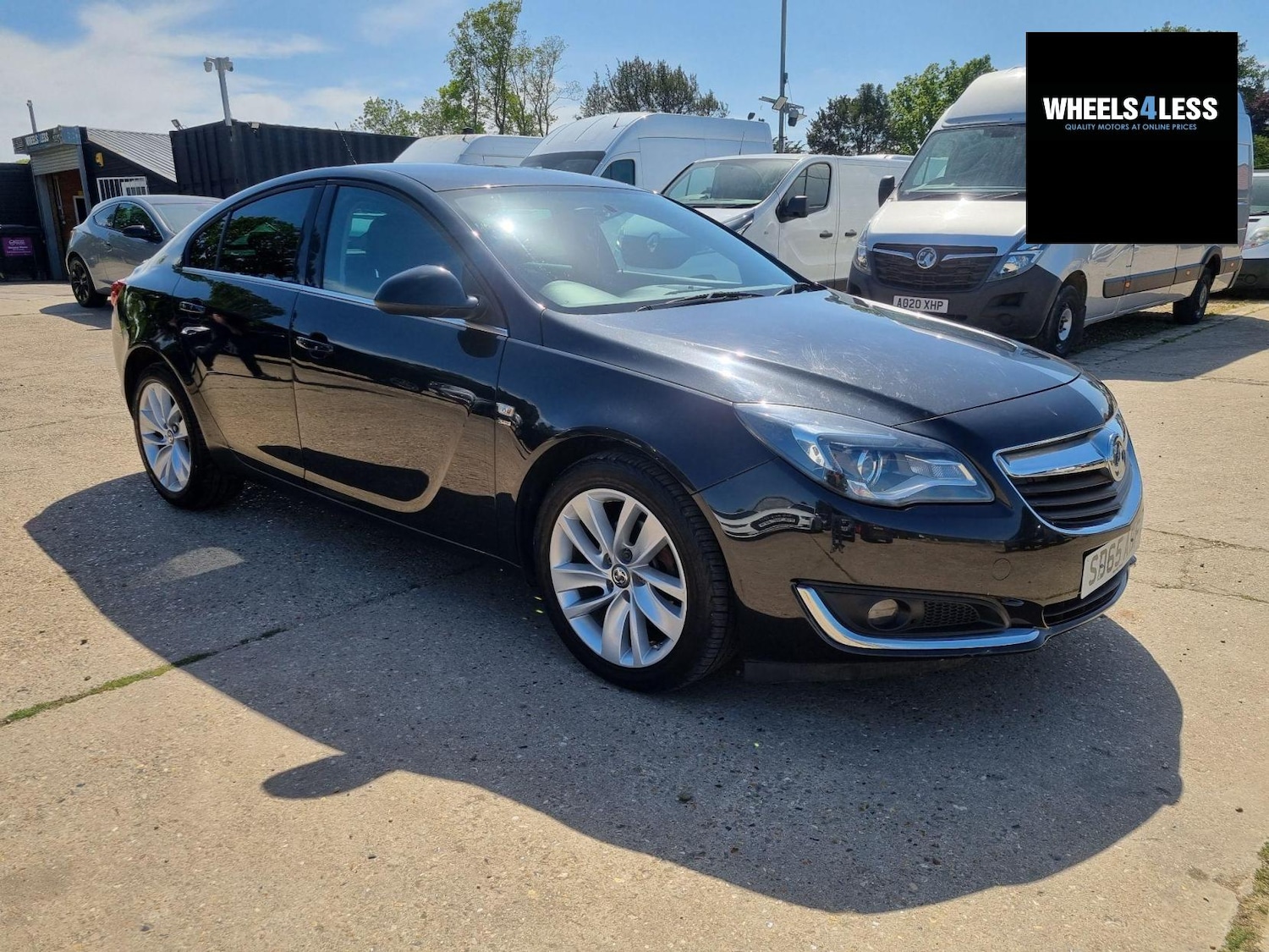 Used Vauxhall Insignia 2015 for sale - 76384587: Photo 3