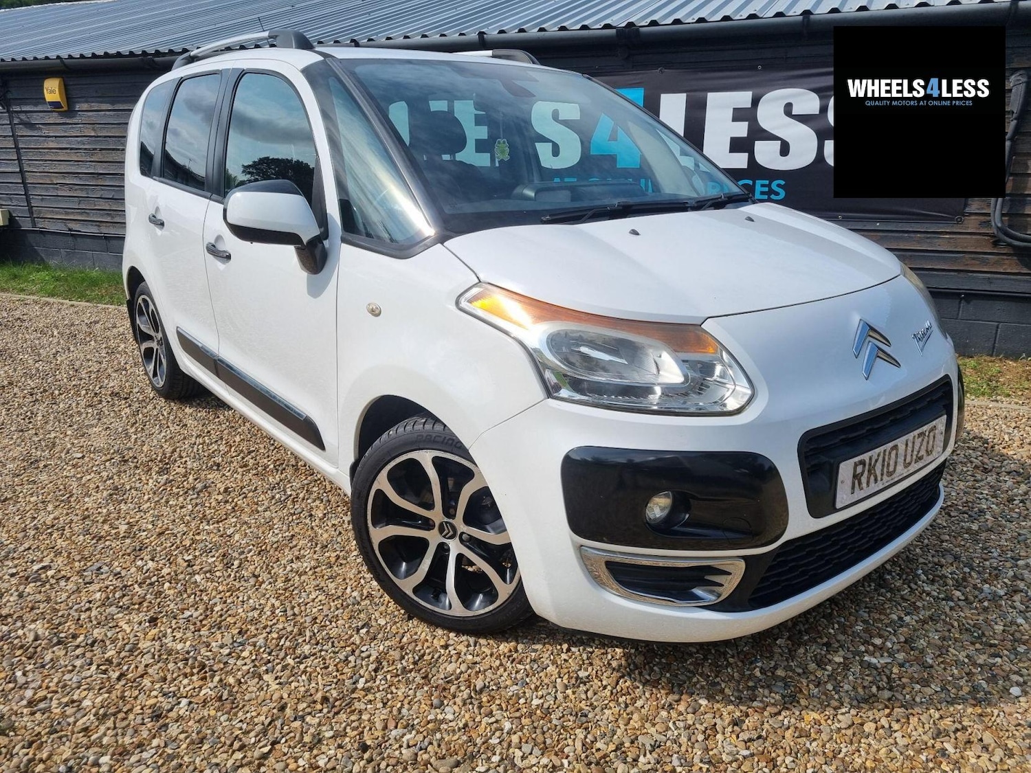 Used Citroen C3 Picasso 2010 for sale - 76384597: Photo 1