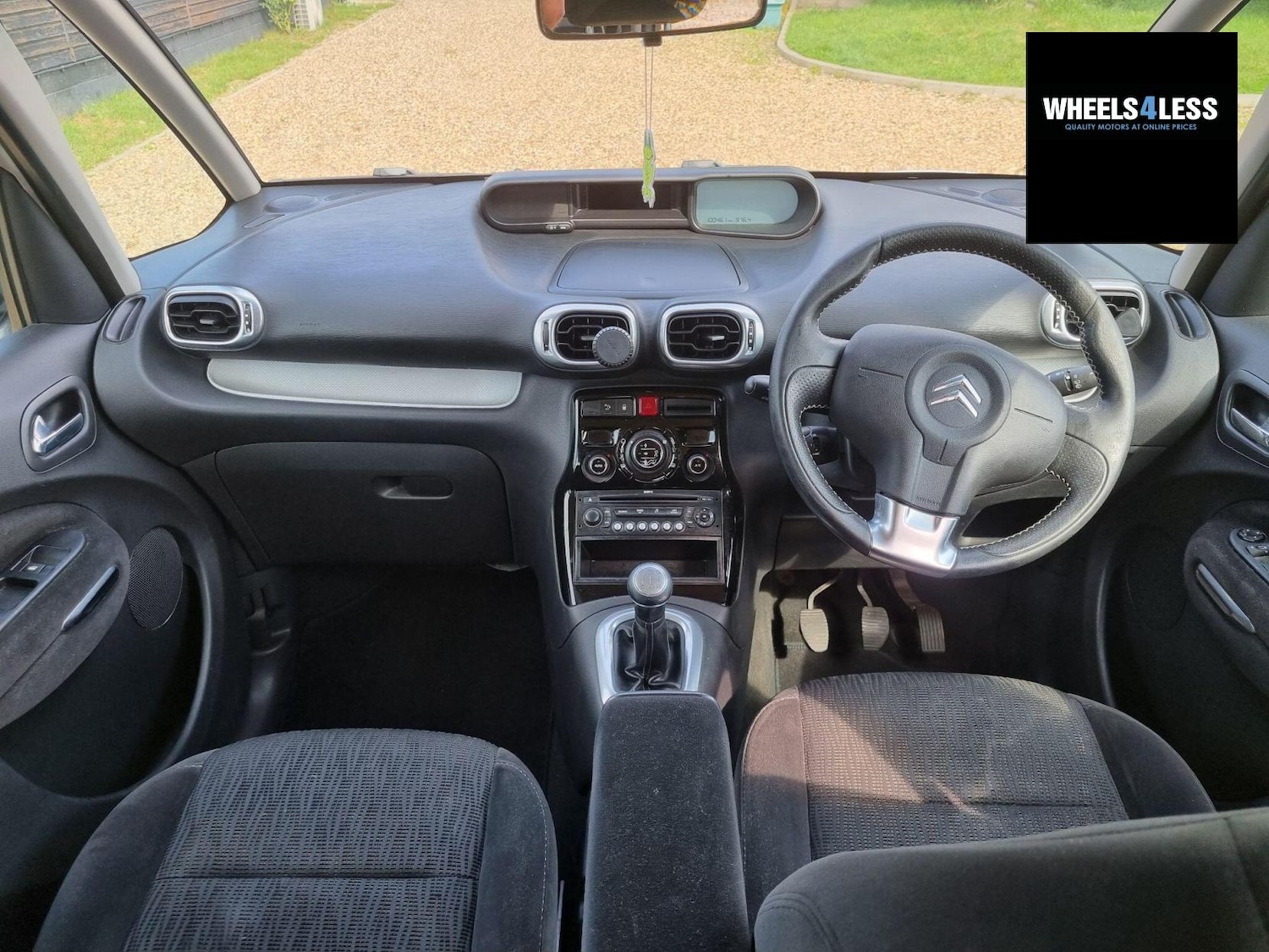 Used Citroen C3 Picasso 2010 for sale - 76384597: Photo 22