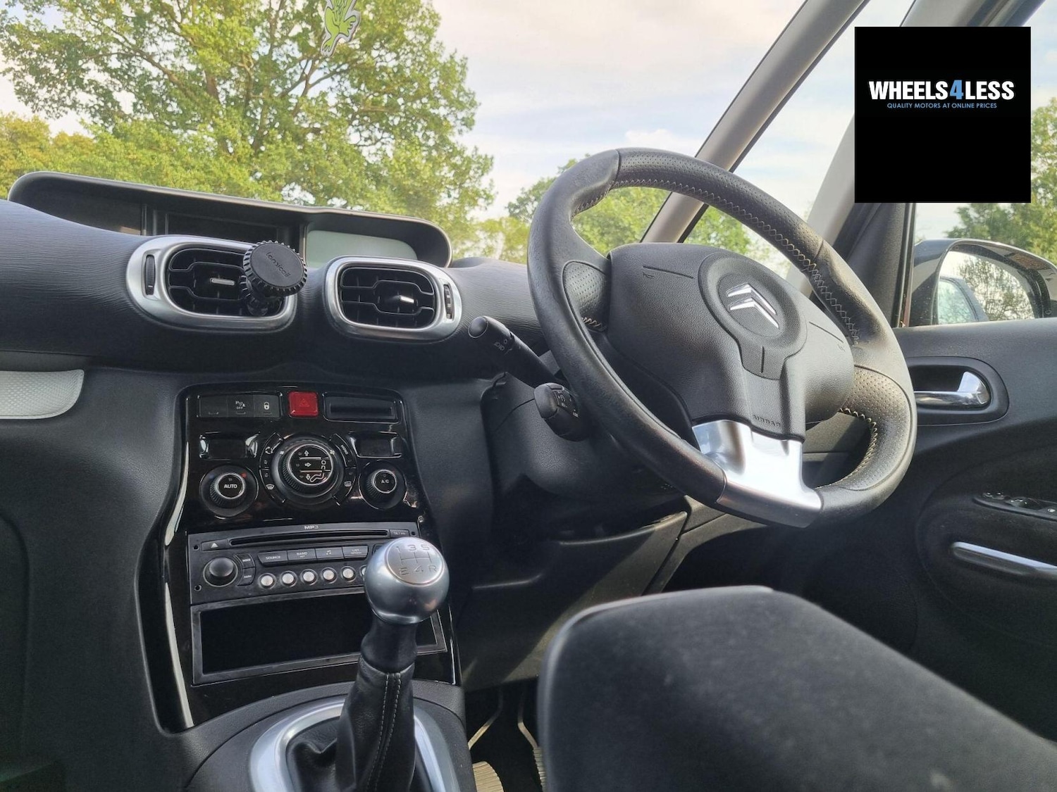 Used Citroen C3 Picasso 2010 for sale - 76384597: Photo 23