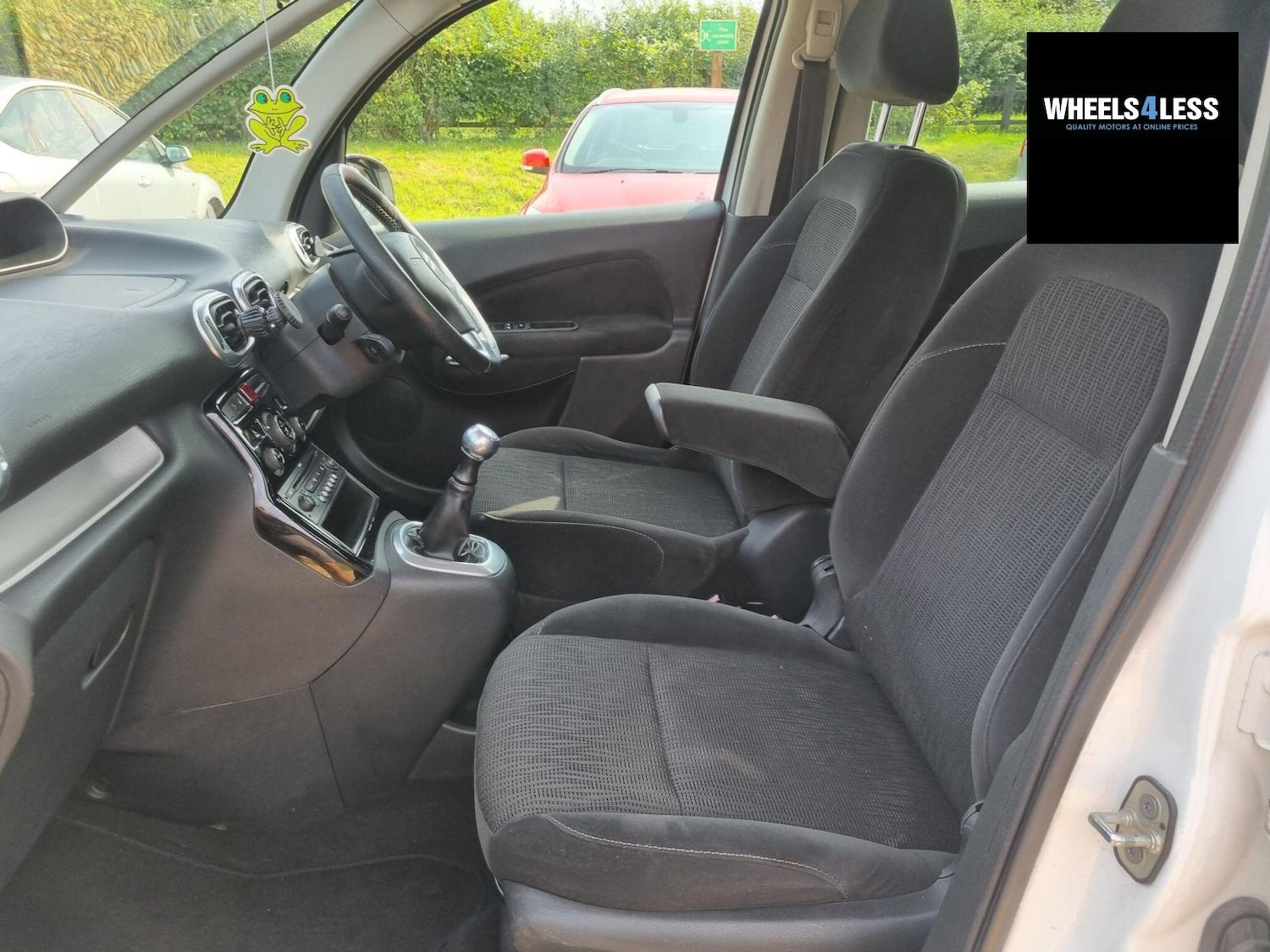 Used Citroen C3 Picasso 2010 for sale - 76384597: Photo 30