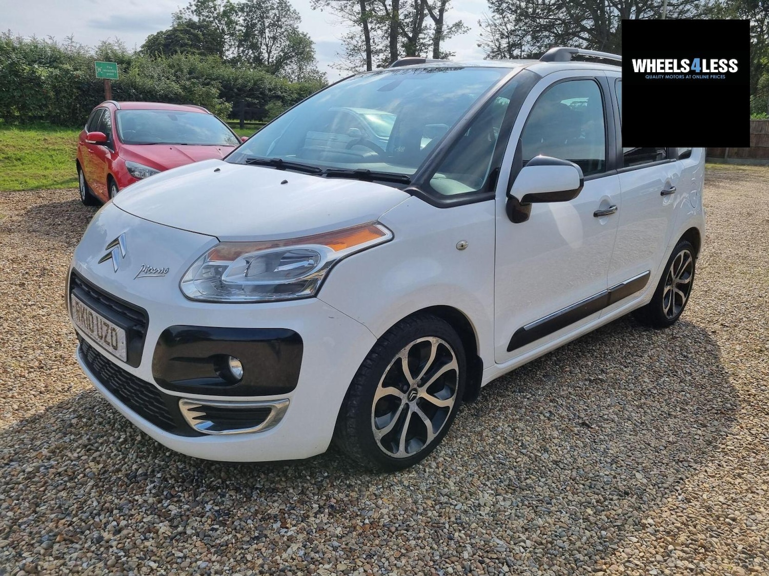 Used Citroen C3 Picasso 2010 for sale - 76384597: Photo 8