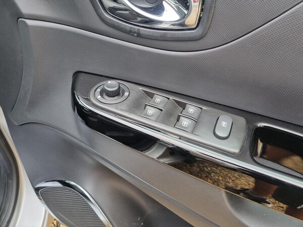 Used Renault Captur 2014 for sale - 75623148: Photo 11