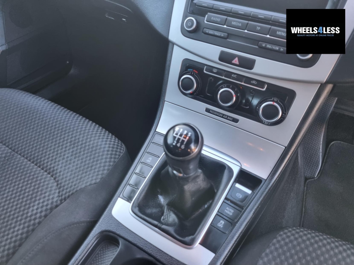 Used Volkswagen Passat 2014 for sale - 76700542: Photo 14