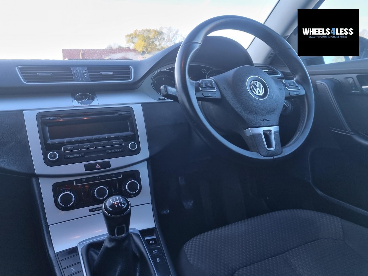 Used Volkswagen Passat 2014 for sale - 76700542: Photo 15