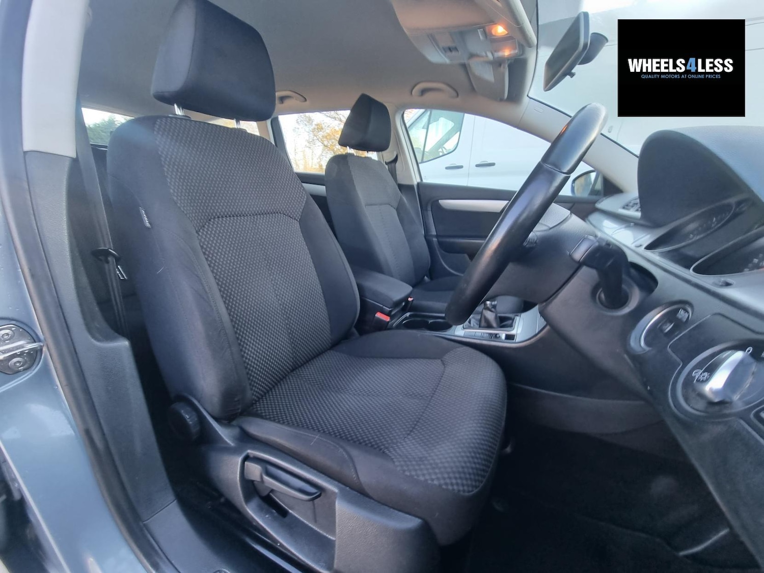 Used Volkswagen Passat 2014 for sale - 76700542: Photo 5