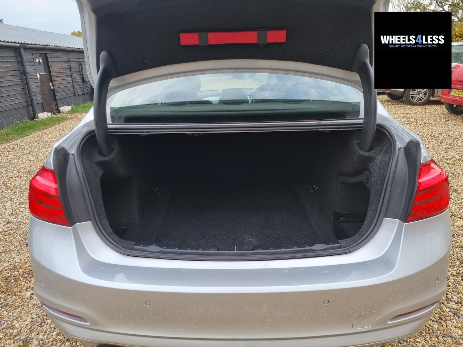 Used BMW 3 Series 2016 for sale - 76384603: Photo 24