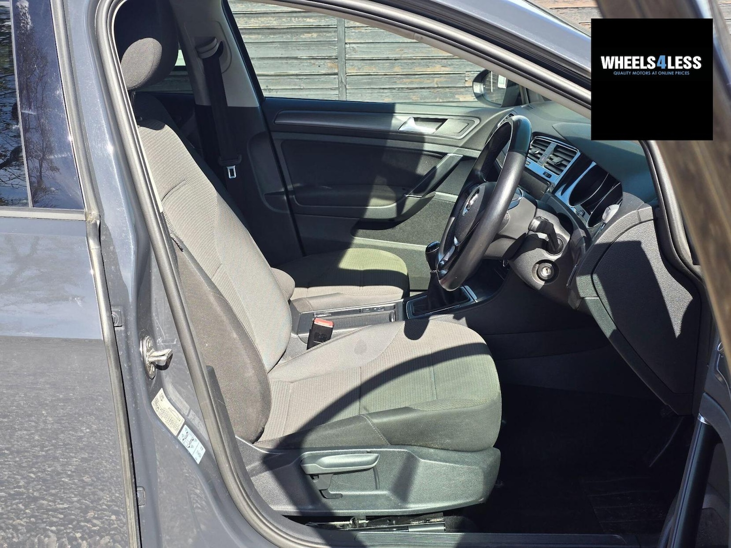 Used Volkswagen Golf 2018 for sale - 76384613: Photo 23