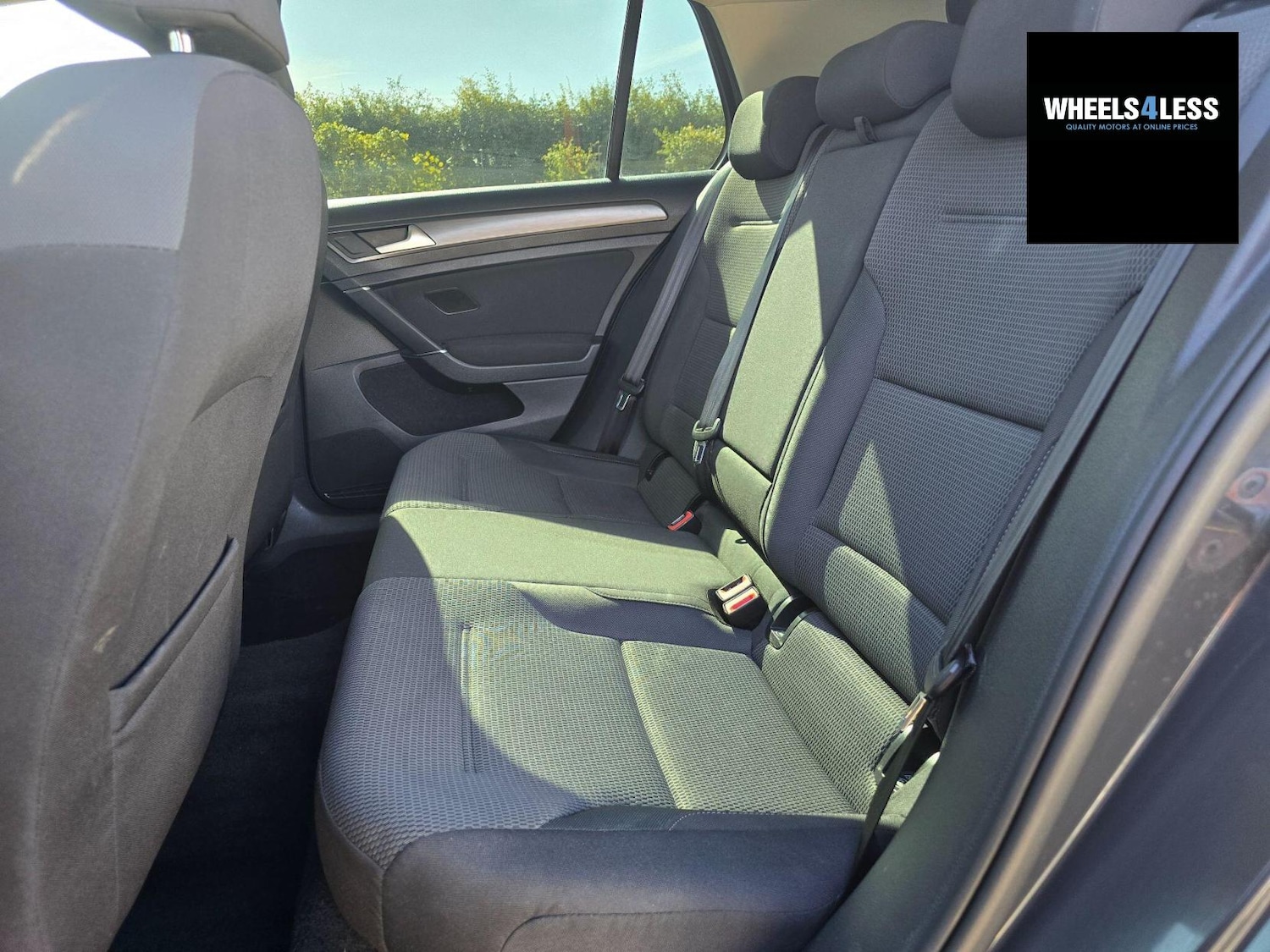 Used Volkswagen Golf 2018 for sale - 76384613: Photo 7