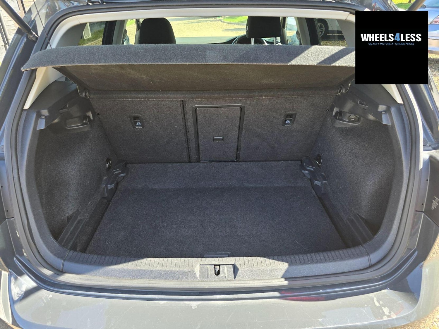 Used Volkswagen Golf 2018 for sale - 76384613: Photo 8