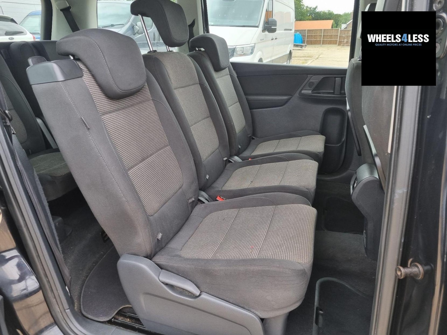 Used Volkswagen Sharan 2013 for sale - 76384619: Photo 12
