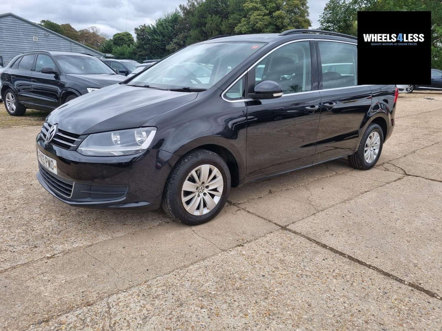 Used Volkswagen Sharan 2013 for sale - 76384619: Photo 8