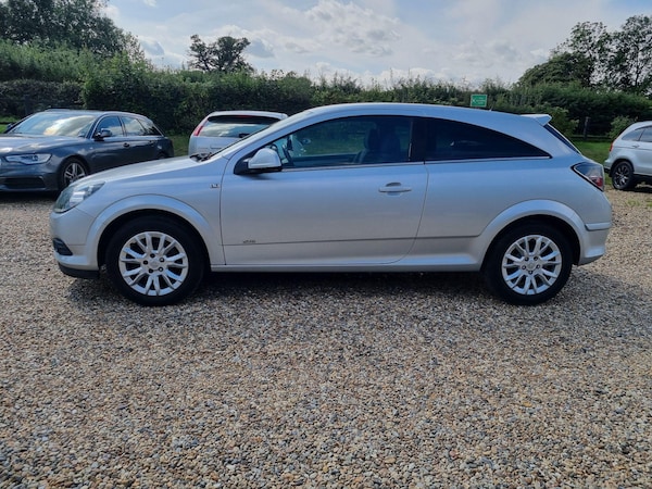 Used Vauxhall Astra 2011 for sale - 75532254: Photo 7