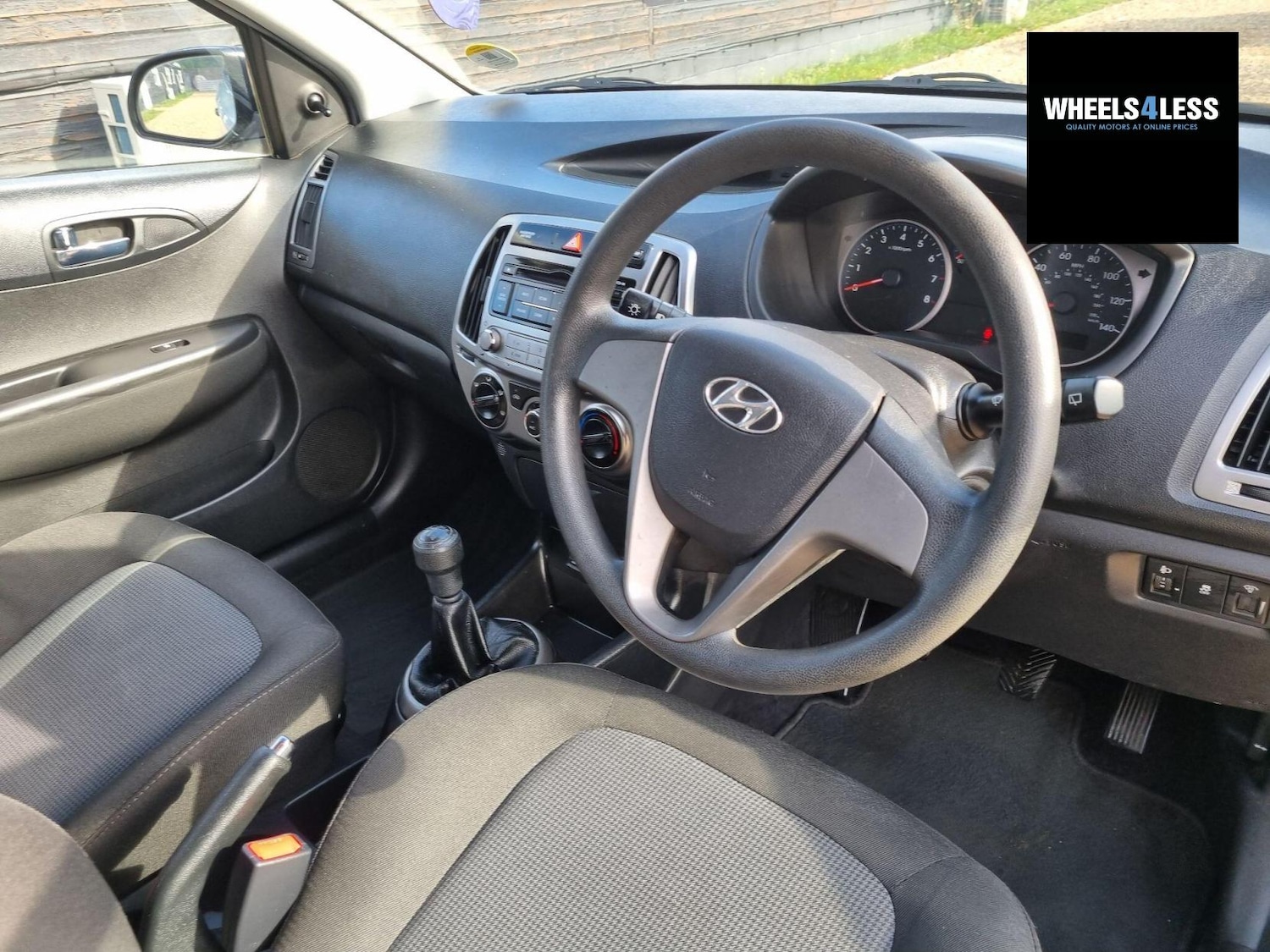 Used Hyundai i20 2014 for sale - 76384639: Photo 11