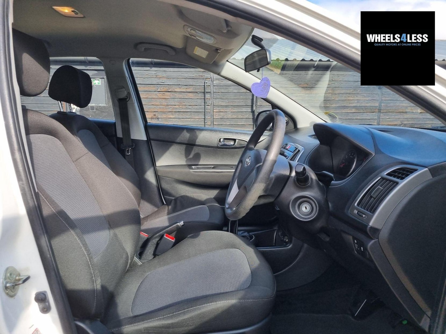 Used Hyundai i20 2014 for sale - 76384639: Photo 12