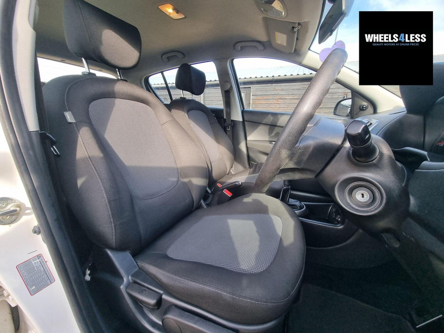 Used Hyundai i20 2014 for sale - 76384639: Photo 13