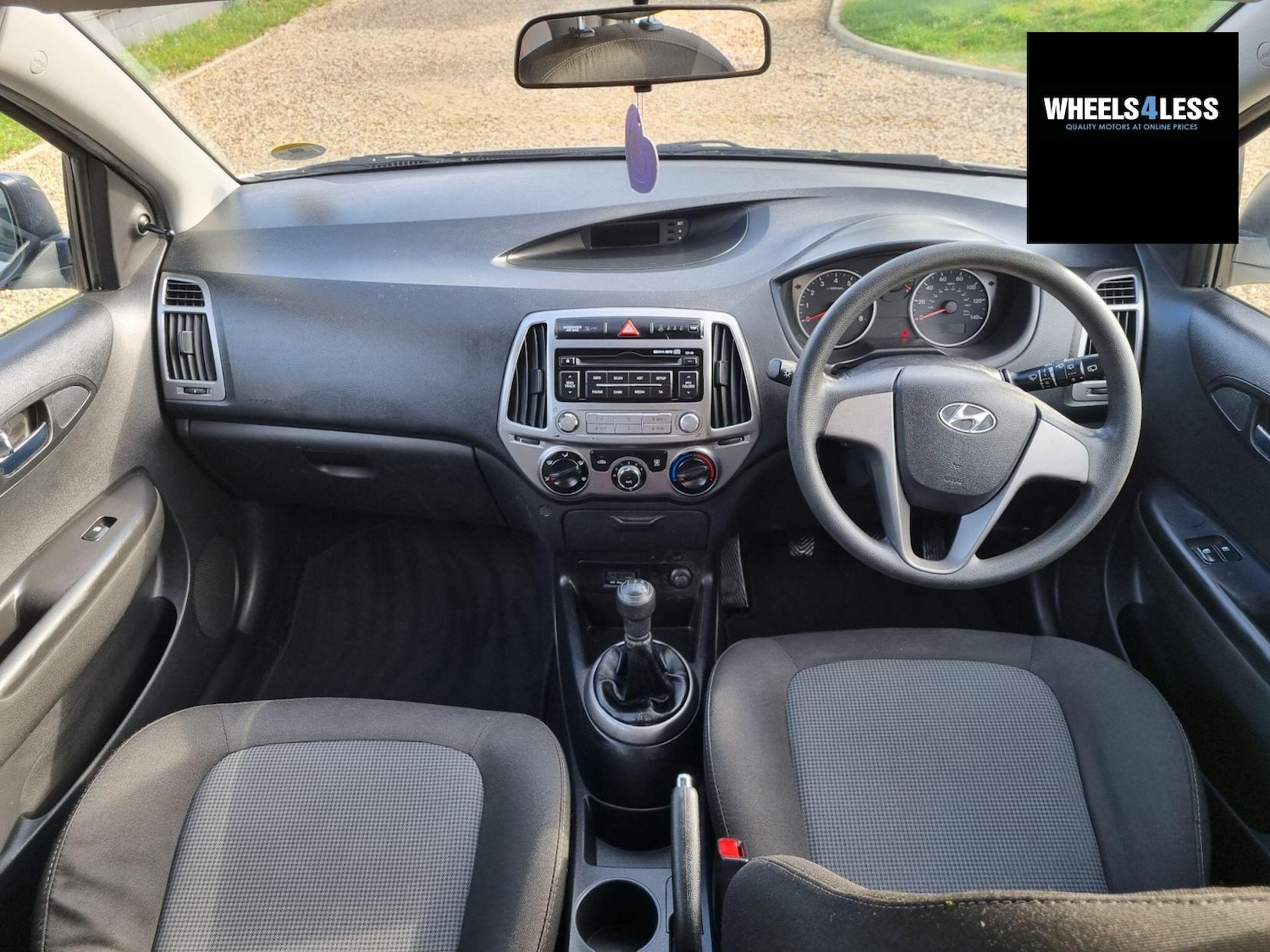 Used Hyundai i20 2014 for sale - 76384639: Photo 19