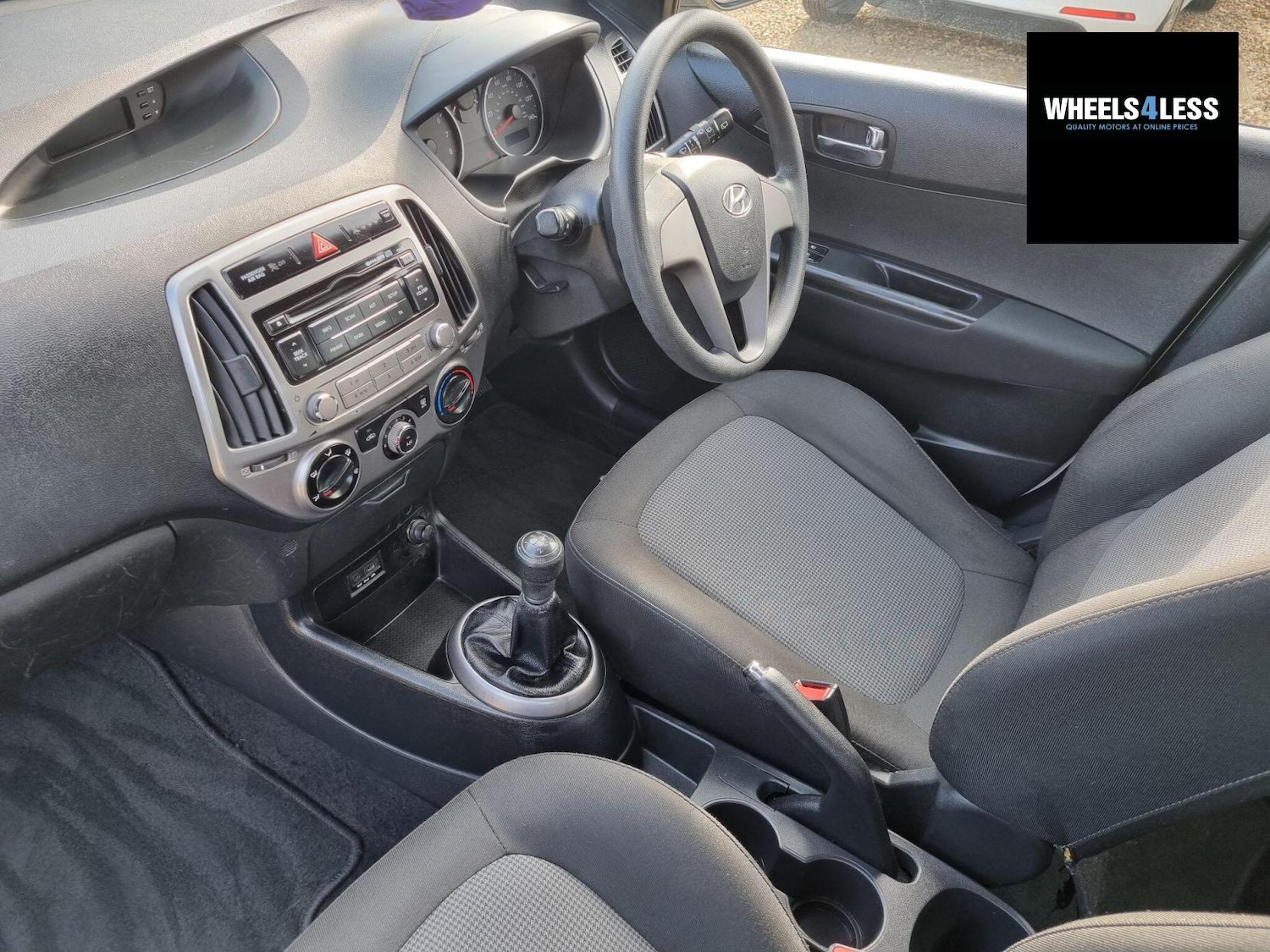 Used Hyundai i20 2014 for sale - 76384639: Photo 26