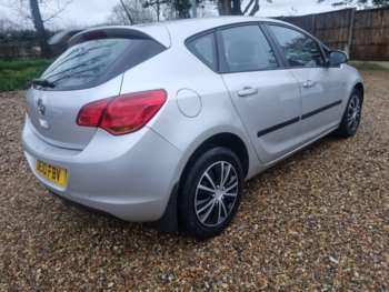 Used Vauxhall Astra 2010 for sale - 73096307: Photo