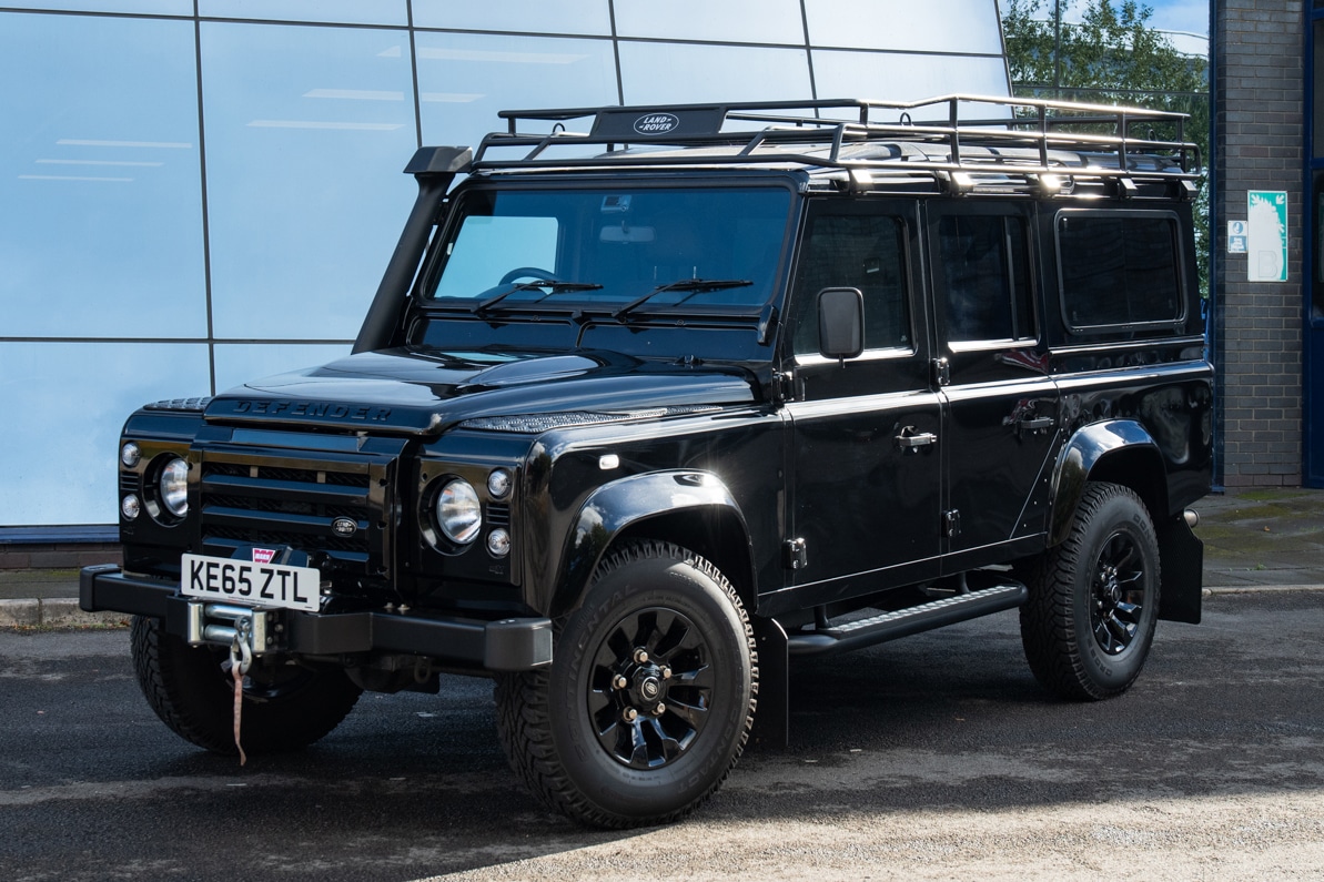 Used Land Rover Defender 110 2015 for sale - 76380347: Photo 1