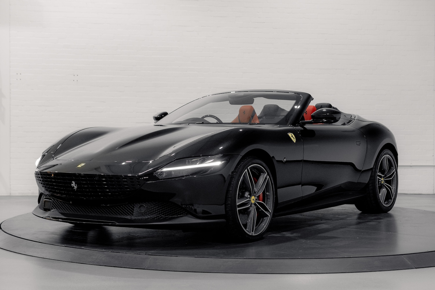 Used Ferrari Roma 2024 for sale - 76666240: Photo 1