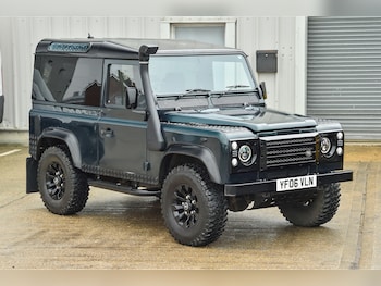 Land Rover Defender feature image