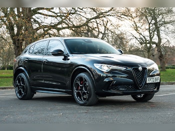 Used Alfa Romeo Stelvio 2022 for sale - 77028228: Photo