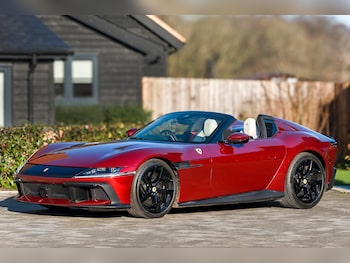 Used Ferrari 12 Cilindri 2025 for sale - 77241956: Photo