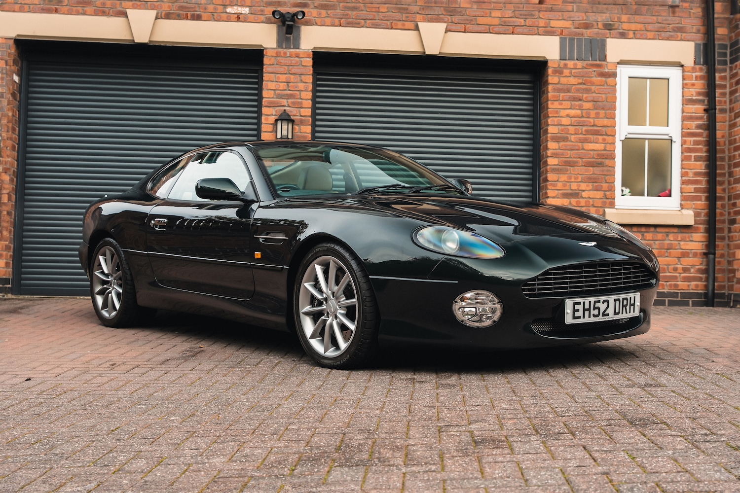 Used Aston Martin DB7 2003 for sale - 76347336: Photo 1