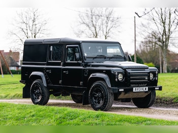 Used Land Rover Defender 2013 for sale - 77572974: Photo