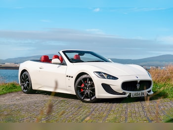 2015 - V8 Sport 2dr Auto
