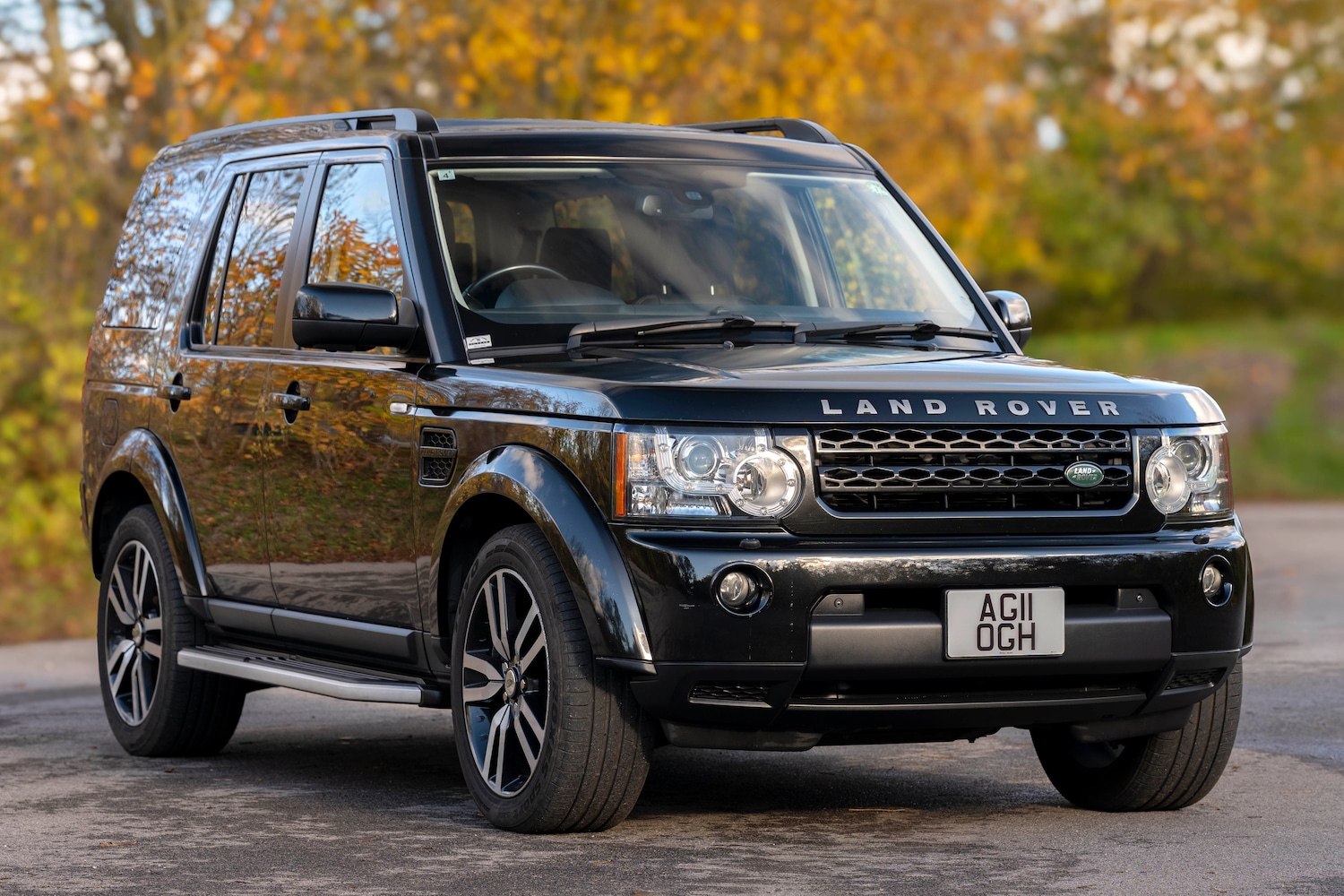 Used Land Rover Discovery 2025 for sale - 76596608: Photo 1