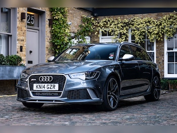 2014 - 4.0T FSI V8 Bi-Turbo RS6 Quattro 5dr Tip Auto
