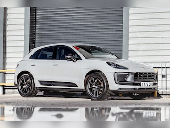 Used Porsche Macan 2023 for sale - 76418428: Photo