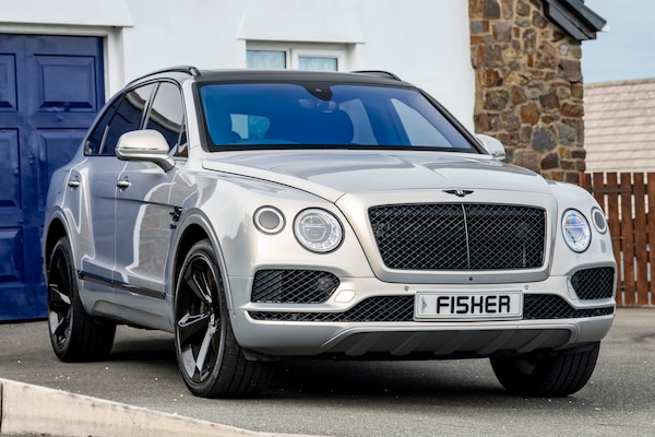 Used Bentley Bentayga 2016 for sale - 76263448: Photo 1