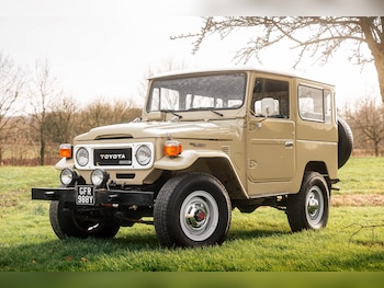 Used Toyota Land Cruiser undefined for sale - 76461658: Photo