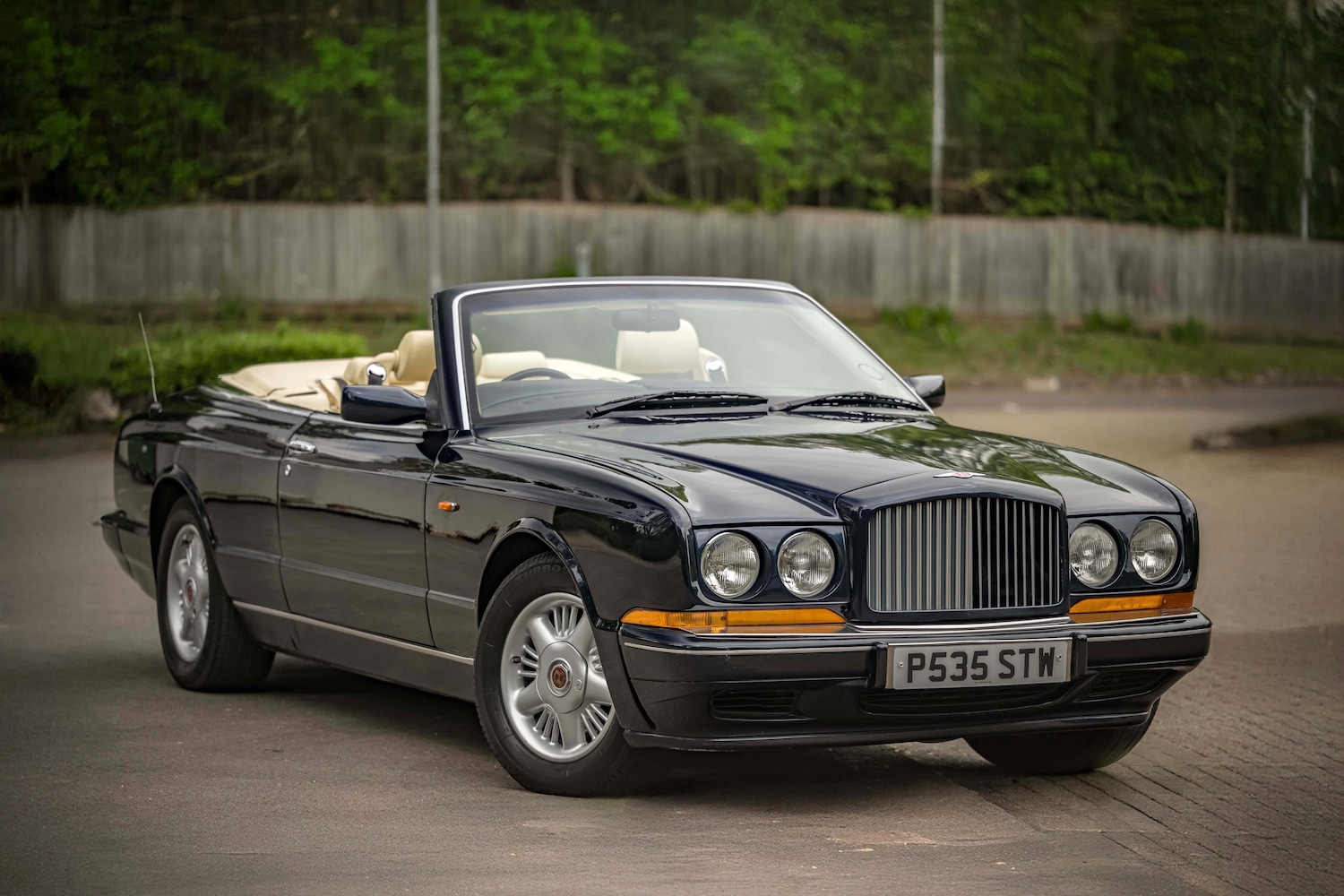 Used Bentley Azure 1997 for sale - 76497607: Photo 1