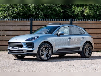 Used Porsche Macan 2020 for sale - 78578437: Photo