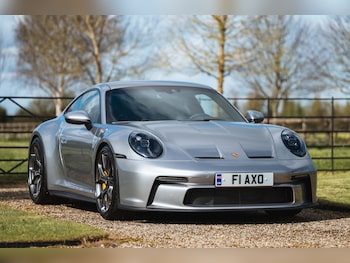 Porsche 911 feature image
