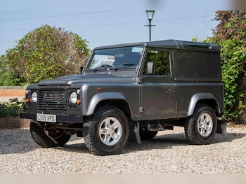 Used Land Rover Defender 2009 for sale - 79048152: Photo