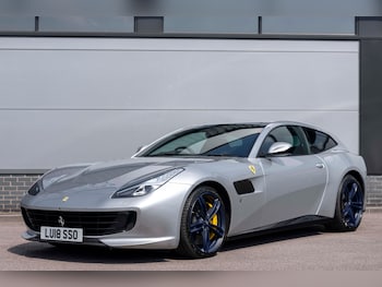 Used Ferrari GTC4Lusso 2018 for sale - 78578433: Photo