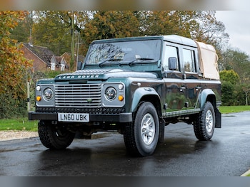Land Rover - Defender